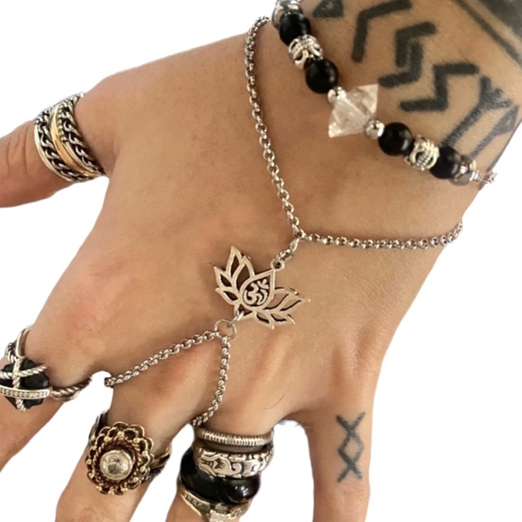 Boho crystal bracelets .Set of 2 ! Herkimer diamond & lotus flower om sign charm - Picture 1 of 8